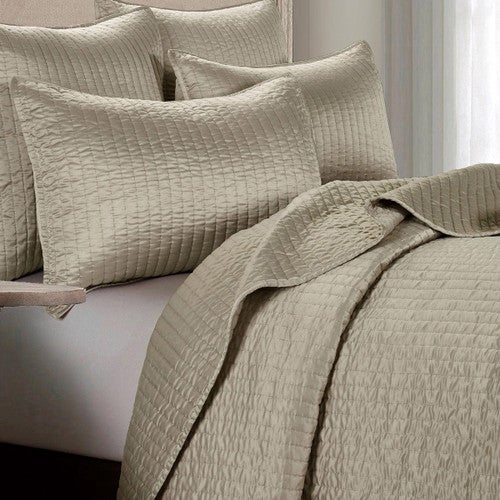 Beige Satin Quilt Bed Set - Twin