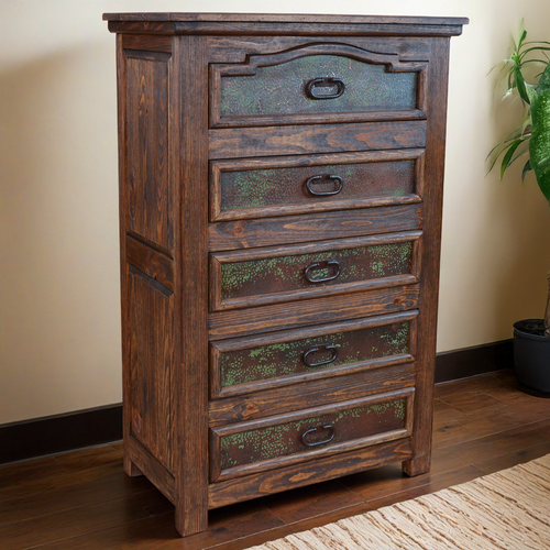 Capitel Copper Chest