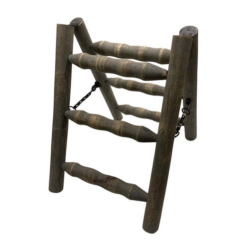 Tea Towel Folding Ladder