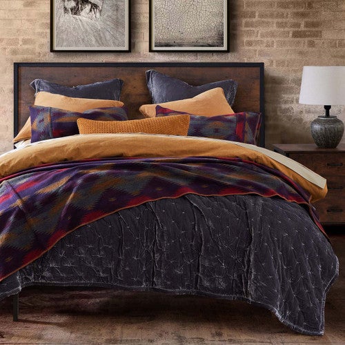 Francine Saloon Bedding Collection