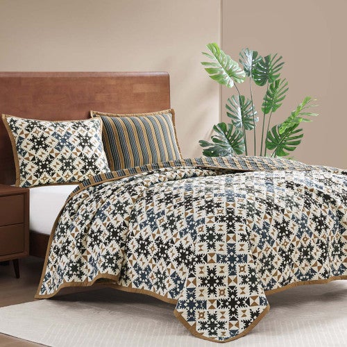 Ollin Quilt Bedding Collection