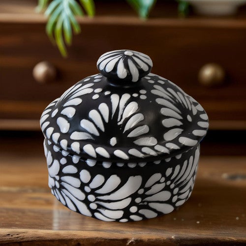 Moab Talavera Trinket Box - Black & White
