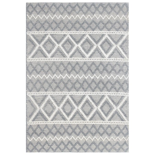 Gray Dancing Diamonds Rug - 5 x 7