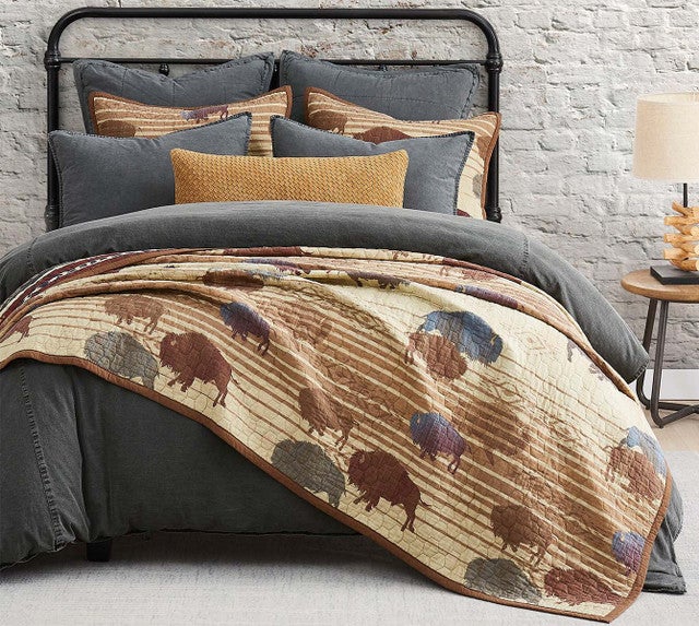 Buffalo Range Reversible Quilt Set - Twin