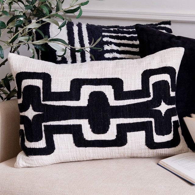 Onyx Trail Rectangular Pillow