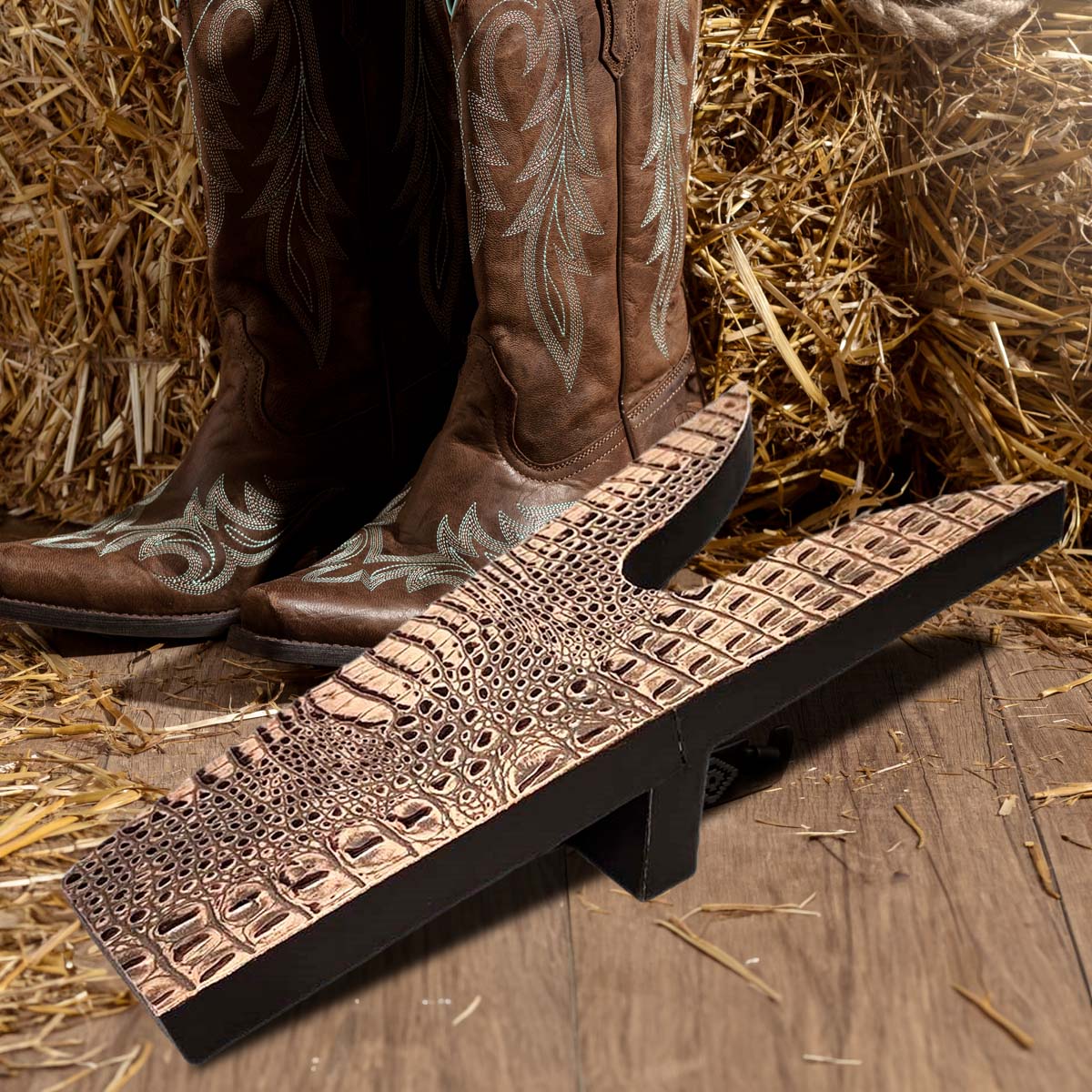 Sand Embossed Gator Print Leather Boot Jack Lone Star Western Decor