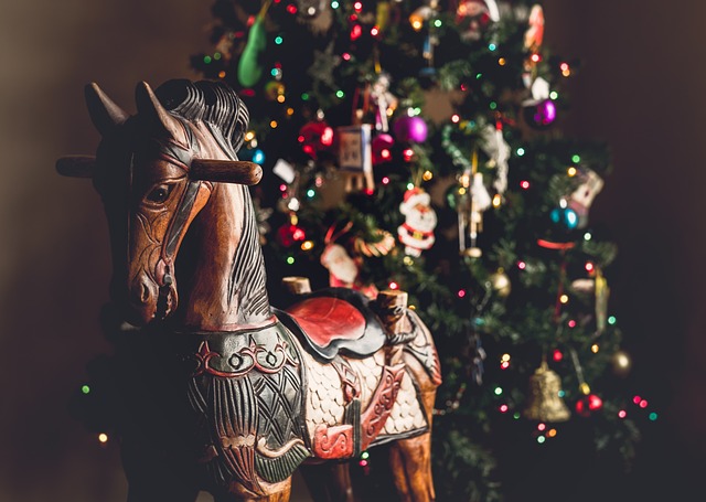 Taming Wild Western Décor in Time for Christmas